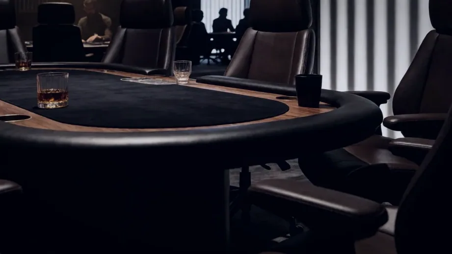 A table dealt out under the old crane rail